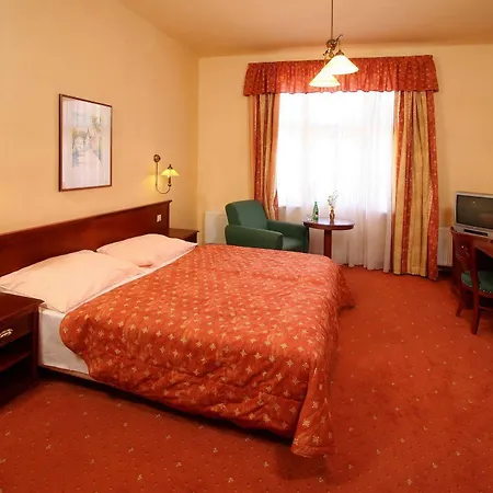 Lazenska Lecebna Manes 3*