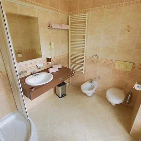 Lazenska Lecebna Manes 3* Karlsbad